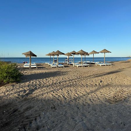 Luxurious Apartment 2 Bedroom 2 Bathroom Near Beach Малага Экстерьер фото